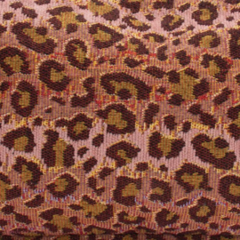 Mooi tweezijdig kussentje Ombra van Imbarro. Roze-Bordeaux panter