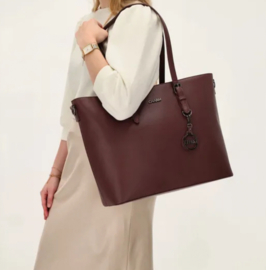 Super leuke “harde” (school) tas  van Charm. Bordeaux / Donkerrood