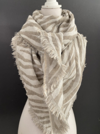 Lichtgewicht zebra dessin sjaal. 3-hoek vorm.  Licht taupe - offwhite
