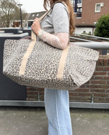 Super grote Shopper / Strandtas / weekendtas. Stevig katoen Canvas. Bruin panter.