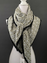 Army green luipaard print  / offwhite grafisch dessin. Couture sjaal