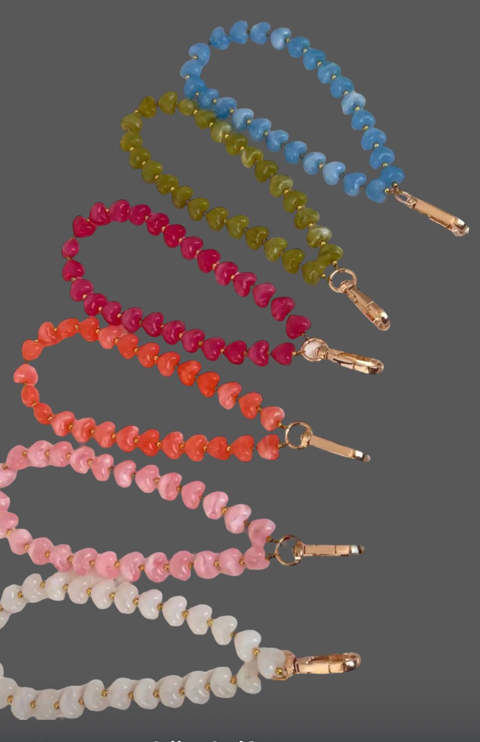 Telefoon sieraad / hanger kleine hartjes. Verschillende kleuren