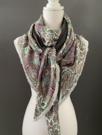 Paisley dessin met paars & groen   / mini stippen print.  Couture sjaal.