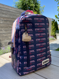 Mooie kids rugtas M van het merk Zebra.  “Stay Cool”. Navy /roze.