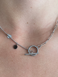 RVS (stainless steel) ketting, 2 verschillende schakels. Sluiting voor. Zilverkleurig