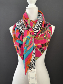 Fuchsia roze kleurrijk design / zwart-wit zebra achterkant, couture sjaal.