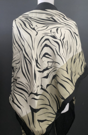 Crème / naturel tijger dessin met rand / mini stipje zwart,  couture sjaal.