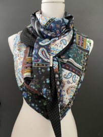 Purple - Blue dessin met Paisley, couture sjaal.