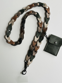 Telefoon koord . Imitatie leer gevlochten. Army green / bruin / creme / champagne combi. + inlay card