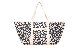 Heerlijke grote shopper/strandtas Bali zonder sluiting. Luipaard zwarte ondergrond