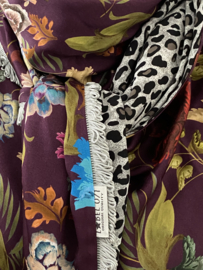 Aubergine bloemen dessin  - Grijze panter print, couture sjaal.