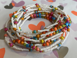 By Loffs armband kleine miyuki kralen. Wit / multi colour