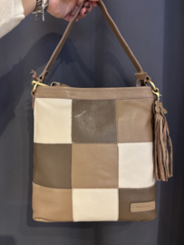 Bag 2 Bag  medium tas  met kleurvlakken “ Lagos “, écht leer.