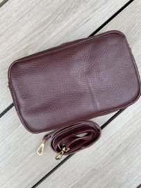 Echt leer tasje, bordeaux rood / burgundy. Gouden ritsen.