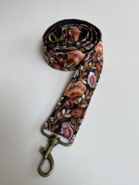La Natelier, Schouderband / cameraband / tassenriem. Zwart - donker oranje - rood - paars