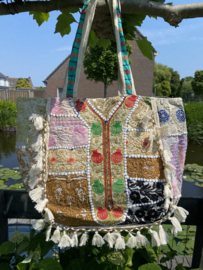 Gave Ibiza style tas met kraaltjes en borduur. Combi 1.