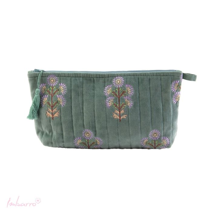 Mooie fluwelen clutch / toilettas Fleurville  van Imbarro, groen.
