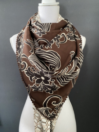 Bruin-zwart-ecru bloemen dessin / ecru honingraat dessin, couture sjaal