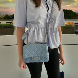 Kleine jeans tas à la Chanel met ketting hengsel