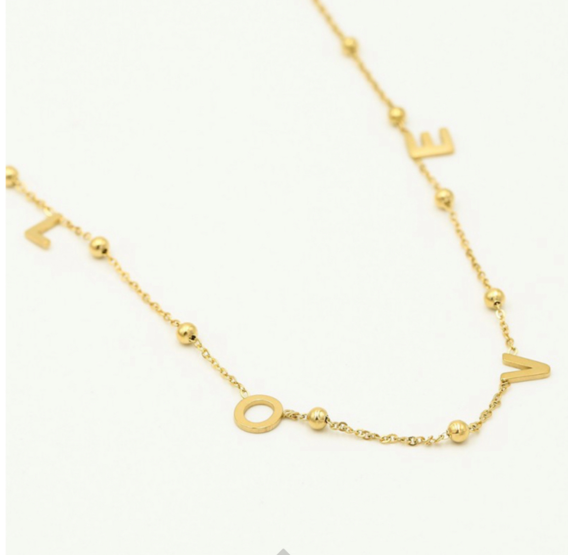 RVS (stainless steel) ketting. Met letters LOVE