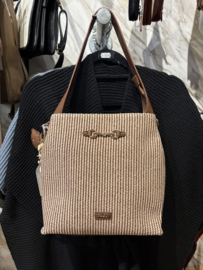Charm London. Tas bruin-ecru gevlochten.