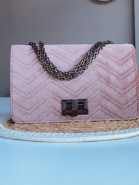 Medium velvet (fluweel) tas met ketting band. 3 kleuren.