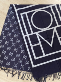 Double-face medium dikte sjaal met print. Zwart-offwhite