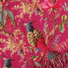 Imbarro, grote dunne  langwerpige sjaal / pareo. Paradise print. Magenta / donker roze
