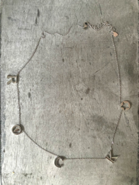 RVS (stainless steel) ketting. Met grove  letters R O C K. Zilverkleurig