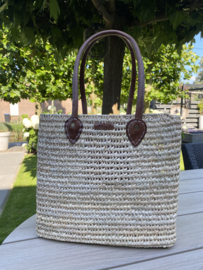Mooie strakke mand / beach bag / shopper naturel. Maat L