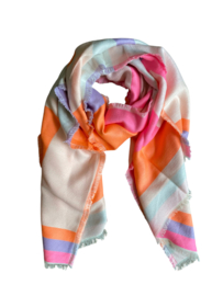 Super zachte L O V E sjaal. Neon kleuren Roze / oranje combi.