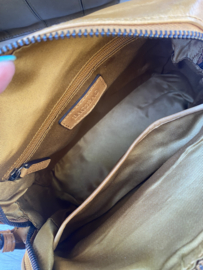 Bag 2 Bag  medium tas “ Anvik “, écht leer. Mustard / donker okergeel