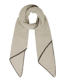 Langwerpige  super soft sjaal met schuine uiteinden. Festonsteek. DIV kleuren