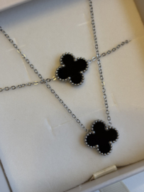 Sieraden set “klaver” Stainless steel. Goud of zilver kleurig.
