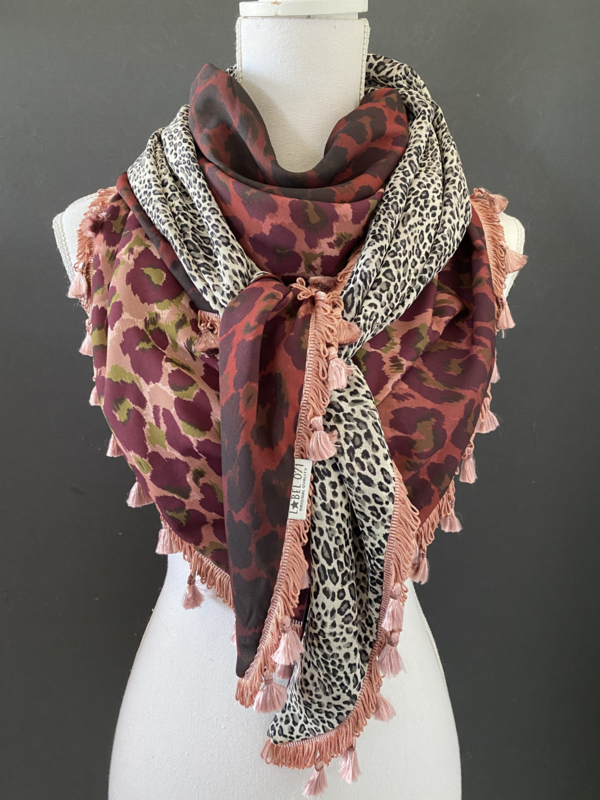 Dynamiek gewicht Gesprekelijk Bordeaux - oudroze panterprint / mini panter print grijs, couture sjaal. |  Couture 3-hoek sjaals (handgemaakt) | LABEL071