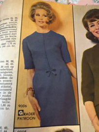 Madeleine: mode en patronenblad van Margriet | 1964, nr. 08 augustus - gratis radarblad - blouse - positie kleding