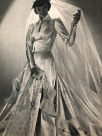 Tijdschriften | 1951 - Beatrijs: Katholiek weekblad voor de vrouw | 18 mei 1951 no. 20, 9e jaargang (Voorblad bijna los, nietjes)
