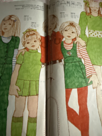 1973 | Marion naaipatronen maandblad | nr. 303 september 1973 - mini rok en jurk - positiekleding - kinderkleding - borduren op kleding
