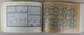 Boeken | Bibliothèque DMC | Alpahbet de la Brodeuse. Lettres, Chiffres, Monogrammes et Ornements a point comptés  11me Édition francaise no. 931