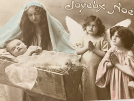 Kerstkaarten | Religie | Joyeux Noël - Maria in stal met kindje Jezus en engeltjes (fotochroom)