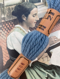 * 8608 BLAUW-OUD - Scheepjes borduurwol, tapisserie/gobelin of punch needle wol - kleurnummer 8608