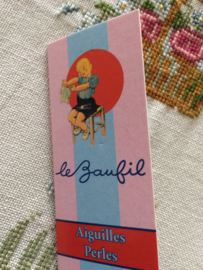 VERKOCHT | Maison Sajou | kralen naalden | 4 bead needles - size 10 - Le baufil booklet blue stripe