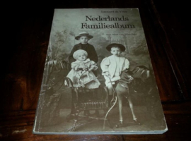 Boeken | Geschiedenis | Nederland | Nederlands Familiealbum met tekst van Wim Zaal