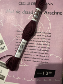 2497 AUBERGINE katoen DMC borduurgaren Retors A Broder no 4 - 10 meter