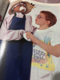 1987 | Modes & Traveau Magazine - N° 1041 - AOUT - poppetjes en brei bijlage
