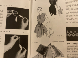 Tijdschriften | Borduren | Frankrijk | 1935 - Jeux D'Aiguilles no. 4  Revue Bimestrielle de Traveau Feminens - Frivolité, bloemen en rozen - Smokwerk