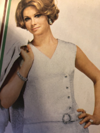 VERKOCHT | Madeleine: mode en patronenblad van Margriet 1968, nr. 11 november  - gratis radarblad