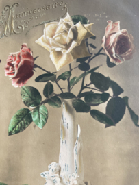 19xx | Briefkaarten | Rozen | Kaart met rozen in vaas