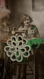 Applicaties | Crème | 3 x 3 cm | Handgemaakte frivolité bloemen