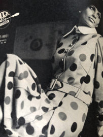 1969 | Marion naaipatronen maandblad | nr. 256 oktober 1969   met radarblad - jurken. broeken, kinderkleding